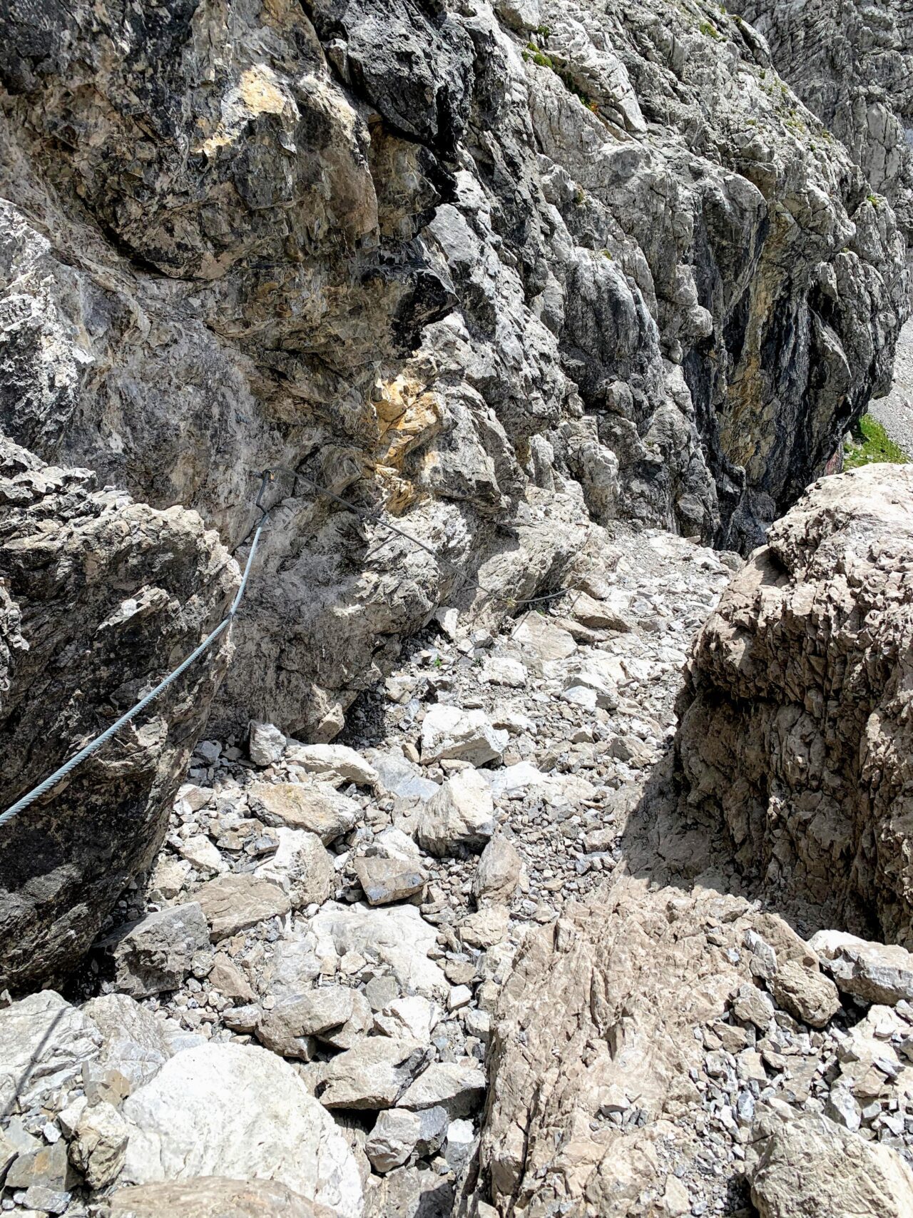 alpenueberquerung_mit-kindern_tag_3_madau_wuerttemberger_haus_