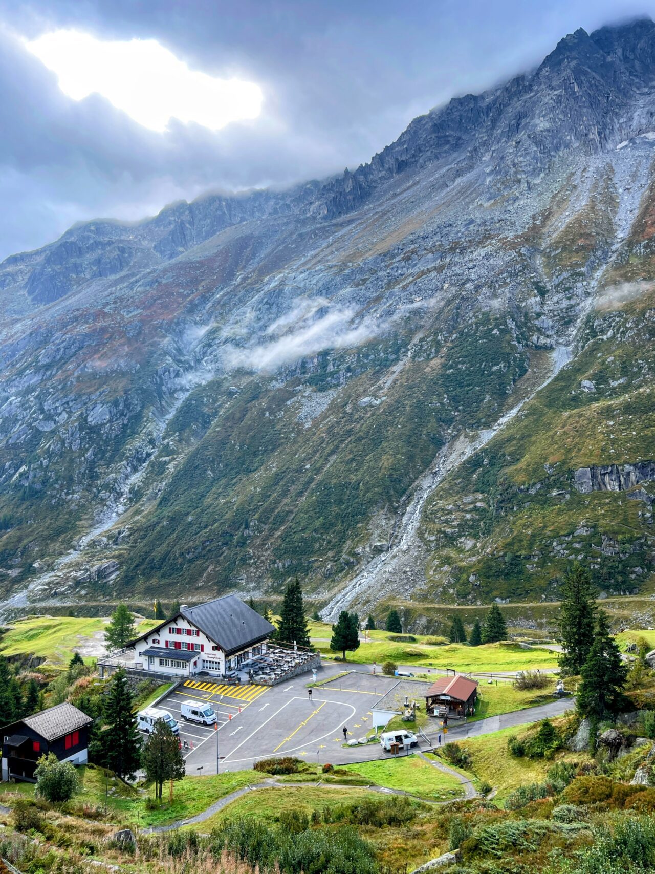 wanderung_5_huetten_panoramaweg_uri_