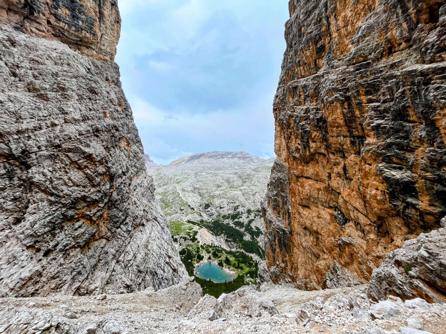 wanderung_dolomiten_hoehenweg_1_etappe_3_rifugio_lavarella_rifugio_lagazuoi_